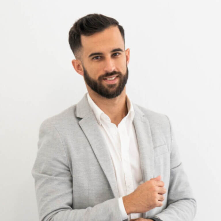 Vítor Pestana Real Estate agent
