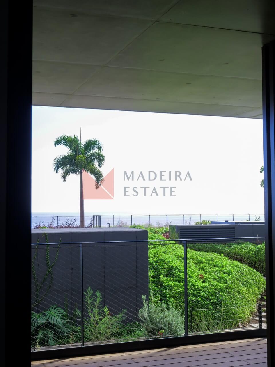 Luxurious One-Bedroom Apartment in Funchal’s Exclusive Residential Complex