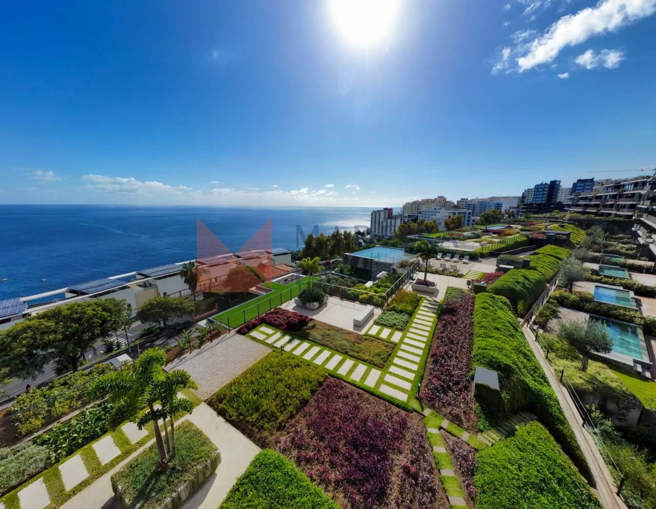 Luxurious One-Bedroom Apartment in Funchal’s Exclusive Residential Complex