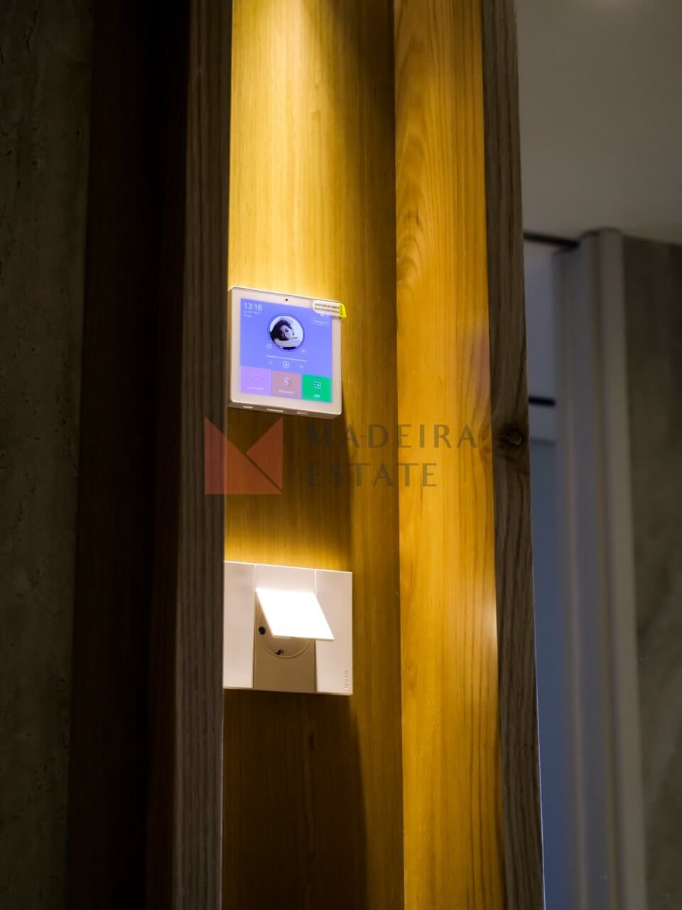 Luxurious One-Bedroom Apartment in Funchal’s Exclusive Residential Complex