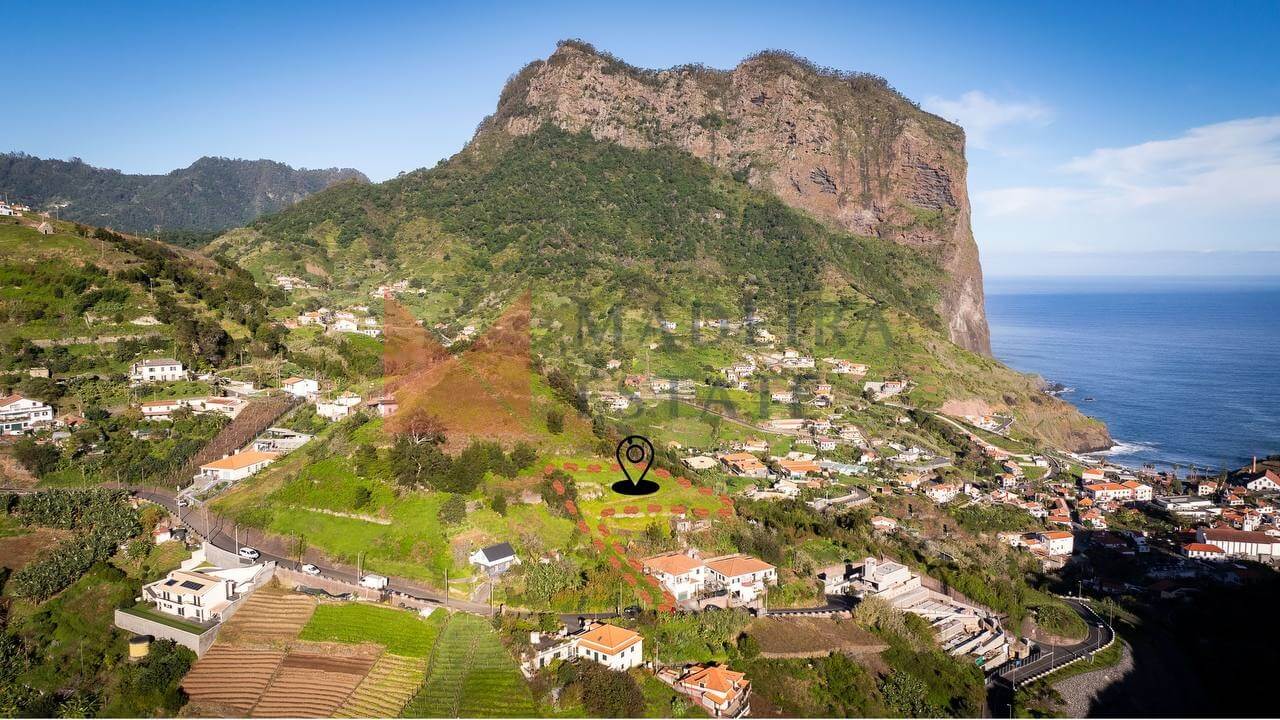 Porto Da Cruz land 2 Land for Sale with Ocean Views in Porto da Cruz