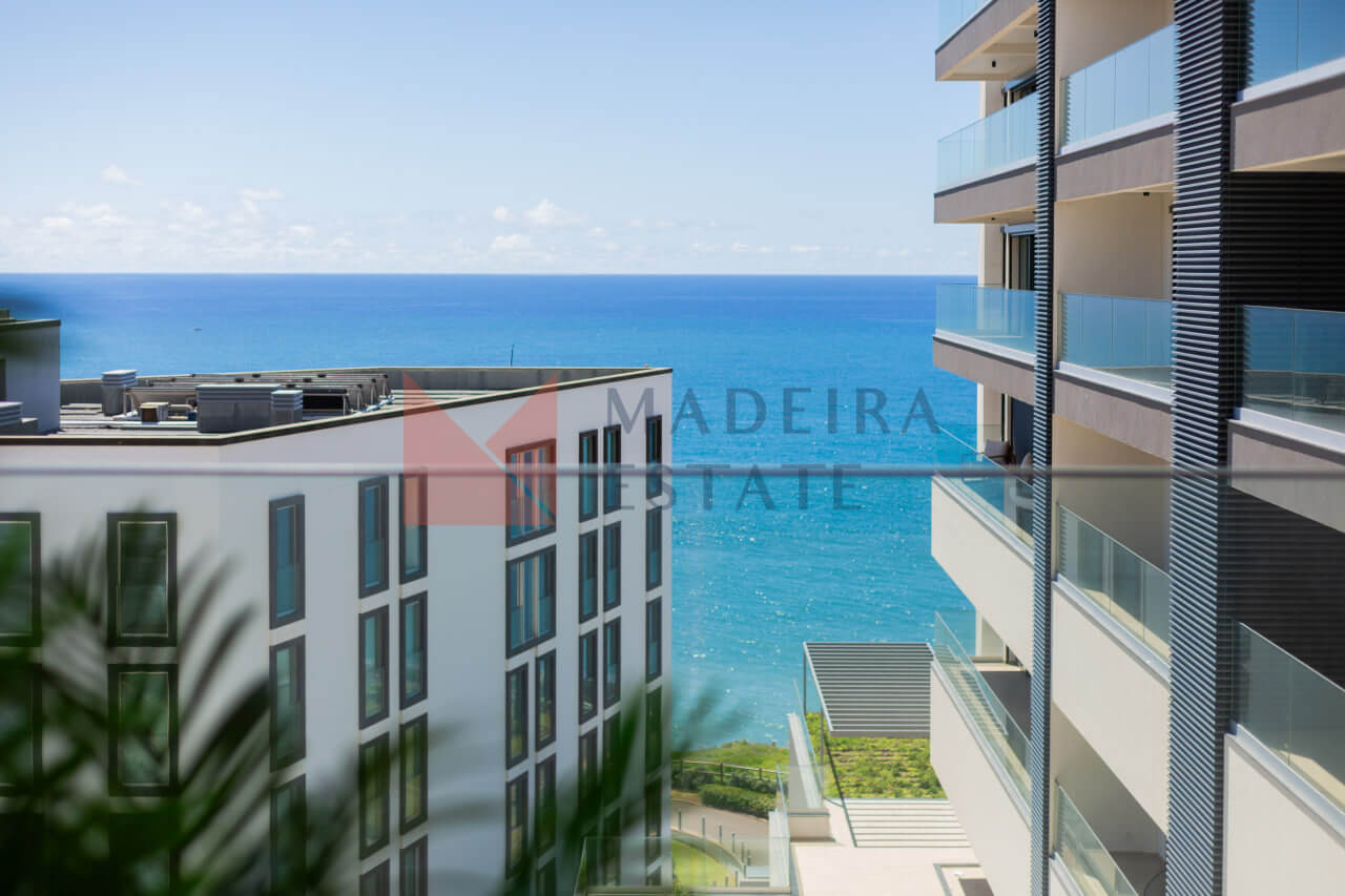 Scenic view from the balcony of Satoshi Ocean View apartment in Funchal