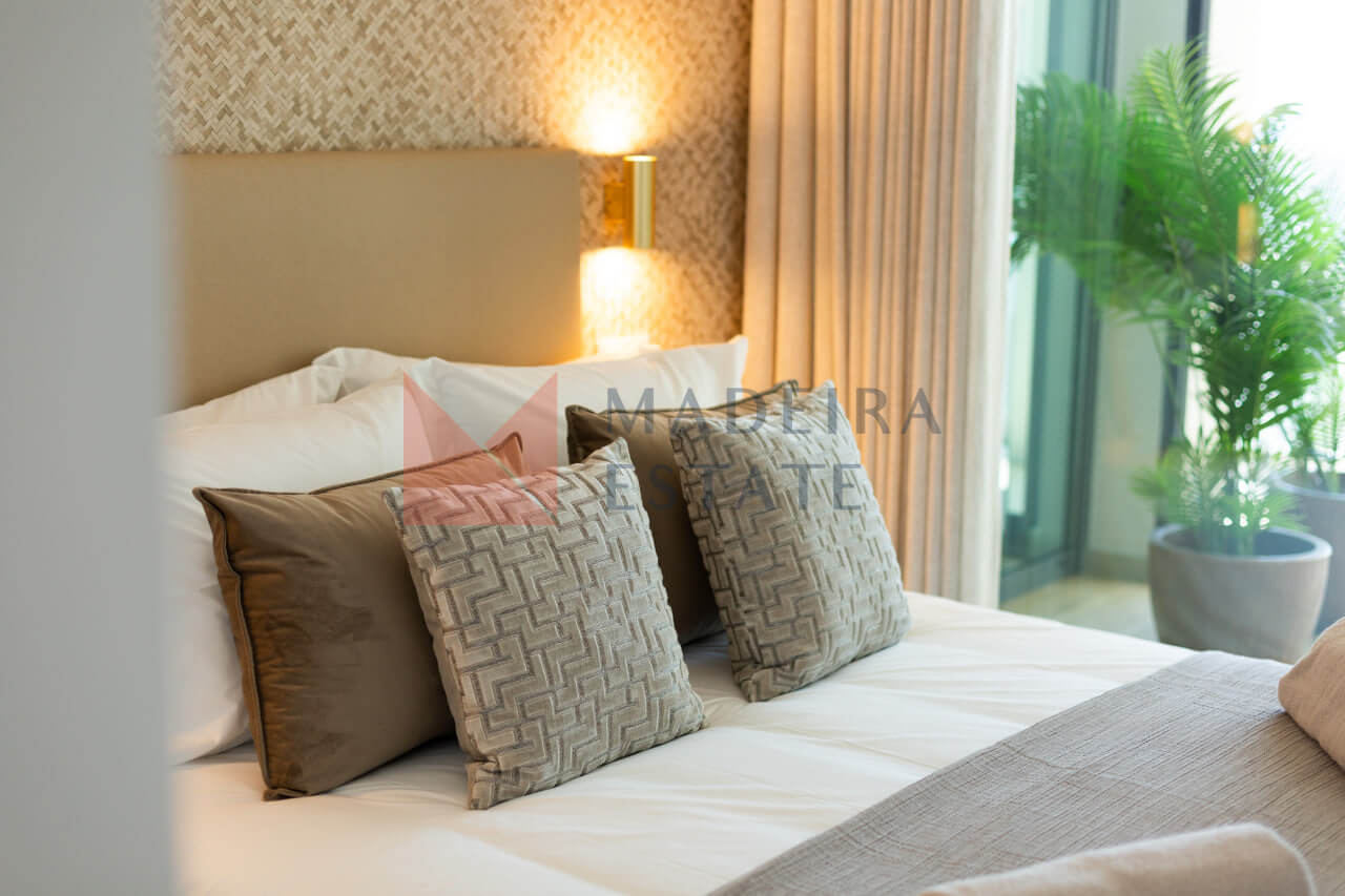 Cozy and modern bedroom in short-term rental apartment in Funchal