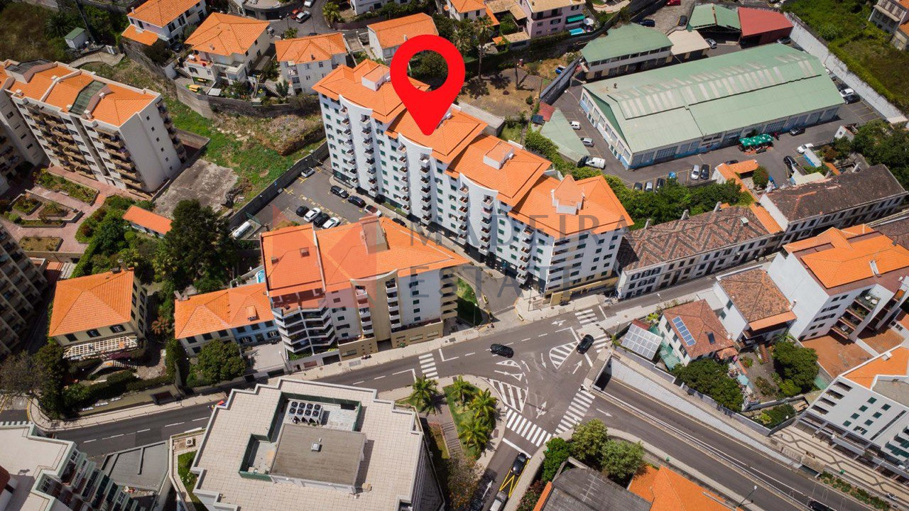 Building Aerial View with JMF Apartment Location Highlighted – Funchal, Madeira Aerial view of building with JMF Apartment location marked – Madeira short-term rental