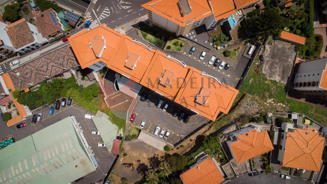 Aerial View of Building in Funchal, Madeira – Short-Term Rental Location Aerial view of building in Funchal, Madeira, ideal for short-term rental accommodation