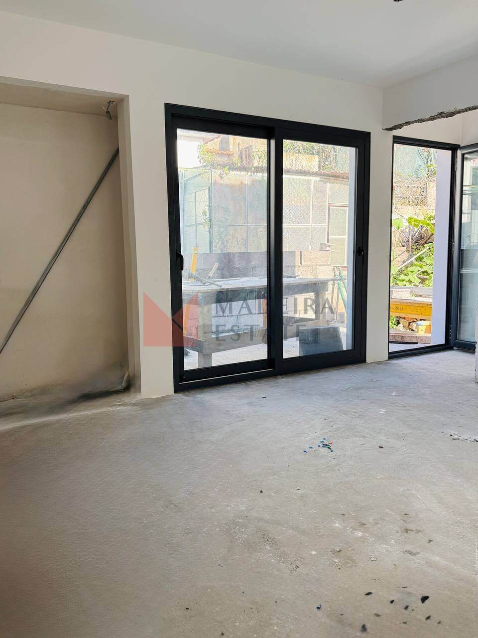 New T2 House for Sale in Funchal – Almost Ready to Move In