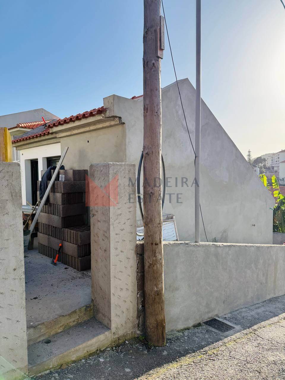 New T2 House for Sale in Funchal – Almost Ready to Move In