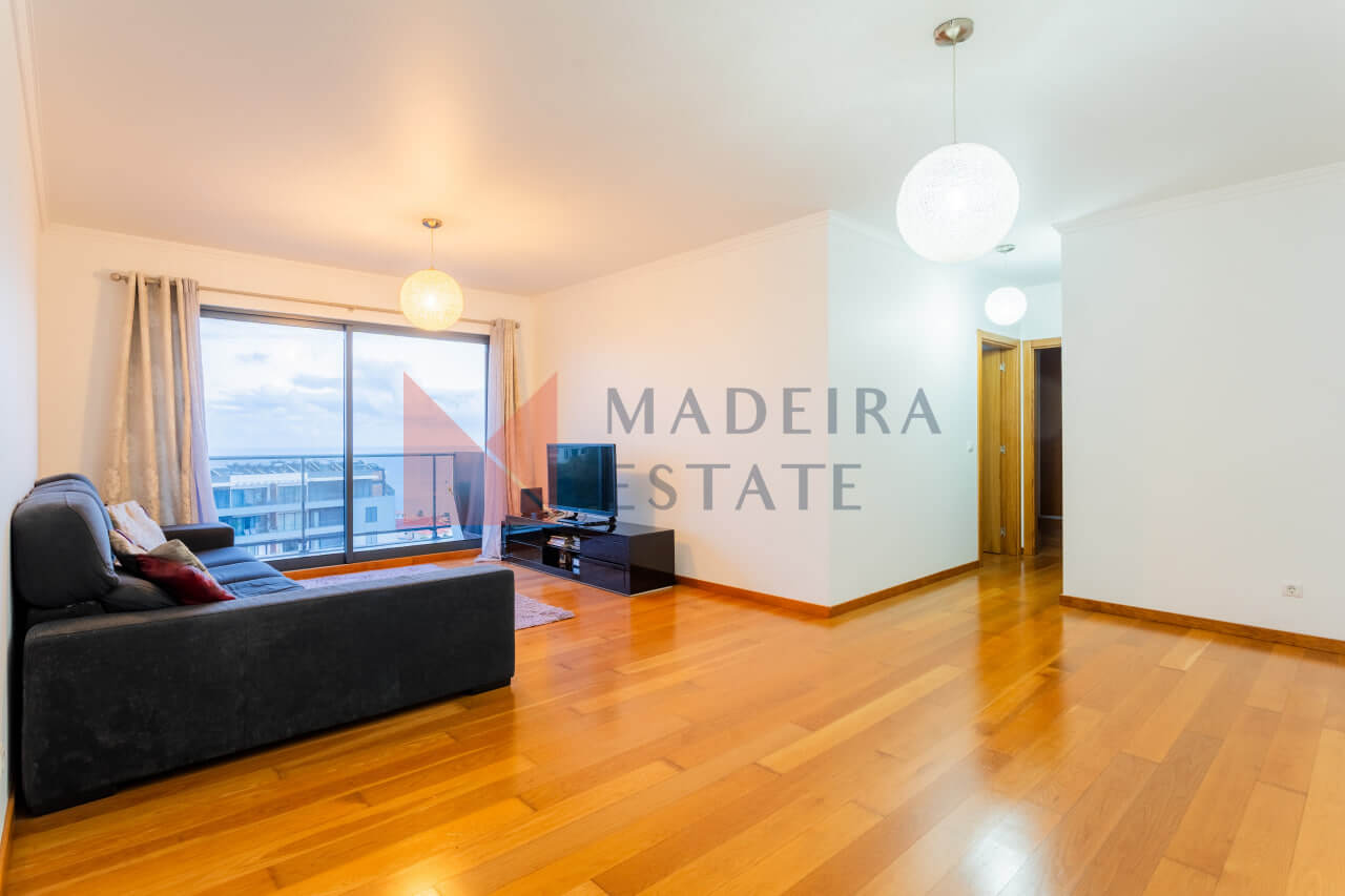 Apartamento T2 à Venda no Garajau, Madeira