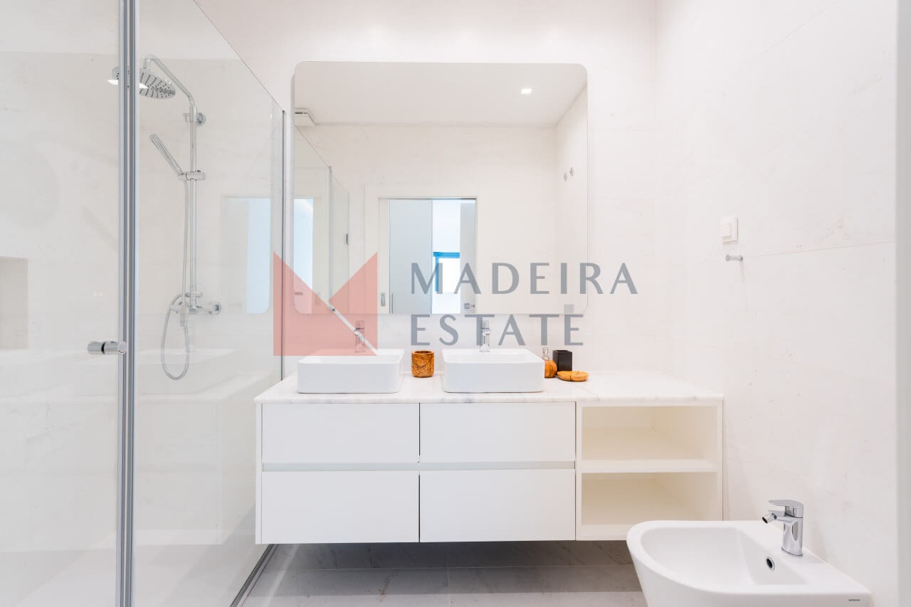 Excelente Apartamento T3 Madeira Acqua Residences
