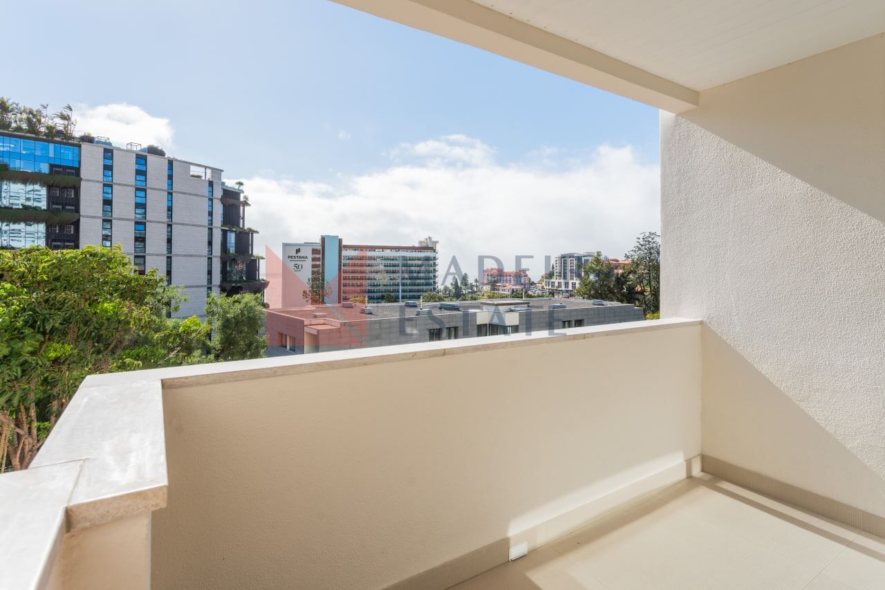 Excelente Apartamento T3 no Centro do Funchal