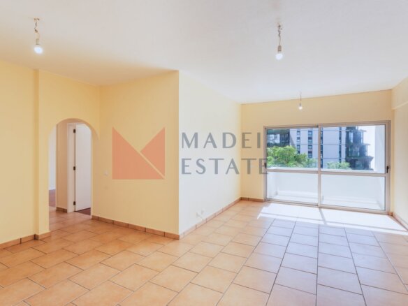Excelente Apartamento T3 no Centro do Funchal