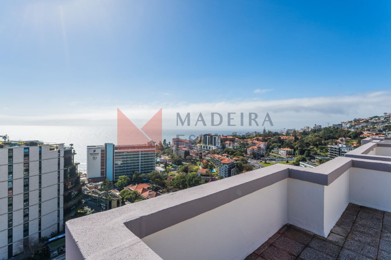 Excelente Apartamento T3 no Centro do Funchal