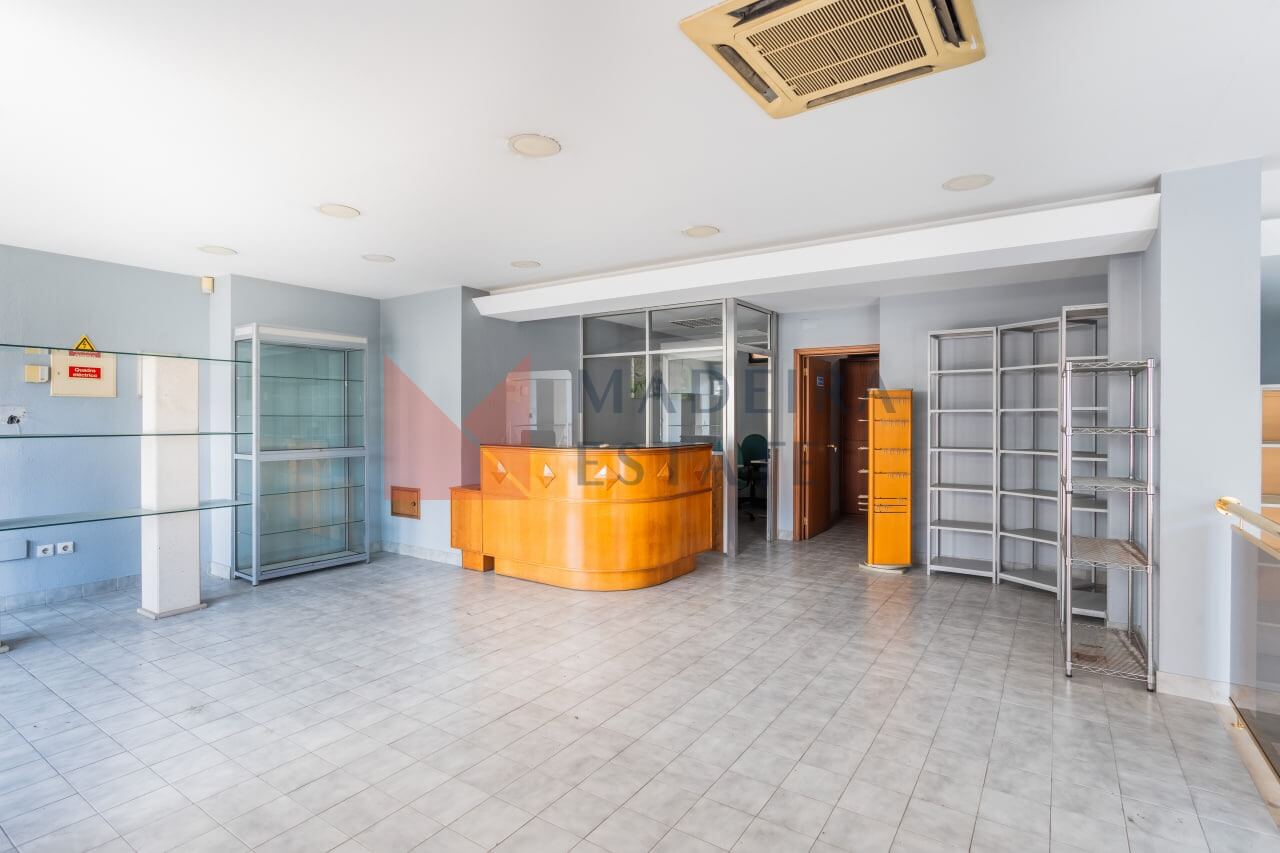Espaço Comercial – 31 de Janeiro